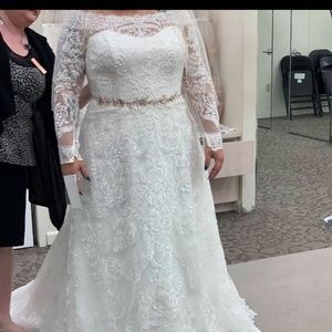 Oleg Cassini Wedding Dress